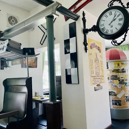 酒店 Alter Bahnhof Garni 3*