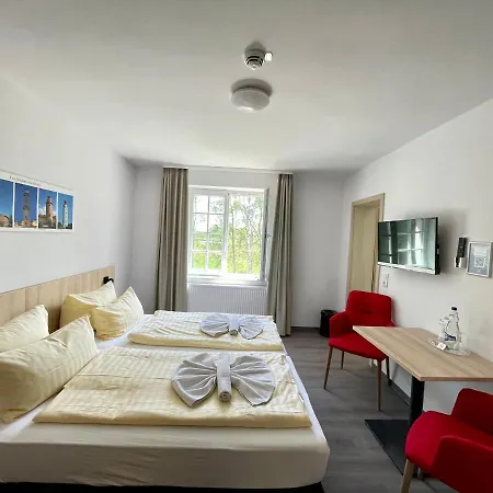 Alter Bahnhof Garni 3*