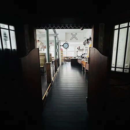 Alter Bahnhof Garni 호텔 프레로