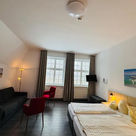 Hotel Alter Bahnhof Garni 3*